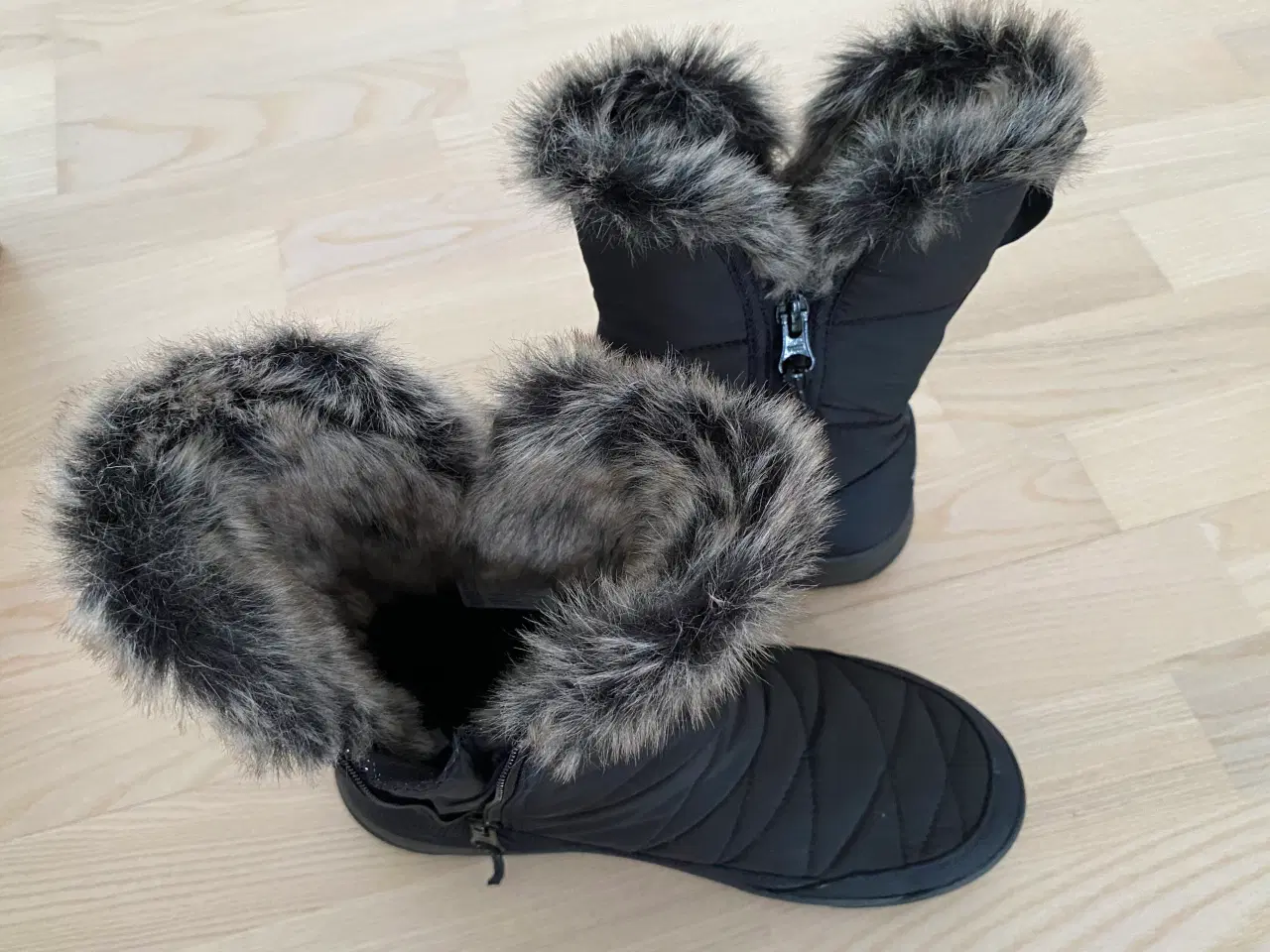 Billede 2 - Nye varme vinterstøvler
