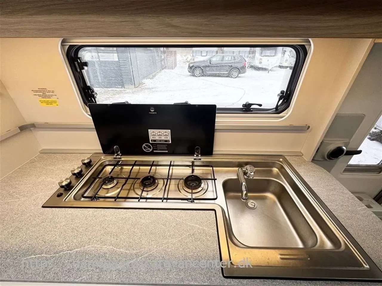 Billede 11 - 2022 - Adria Adora 613 PK Teen   Dobbeltseng-Køjer-Gulvtemp.-Aircon-Telt