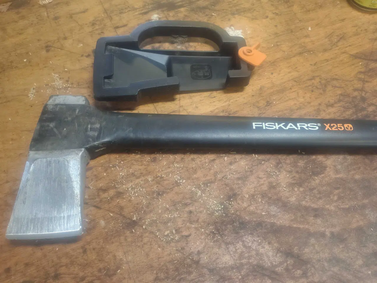 Billede 1 - Fiskars X25 kløveøkse
