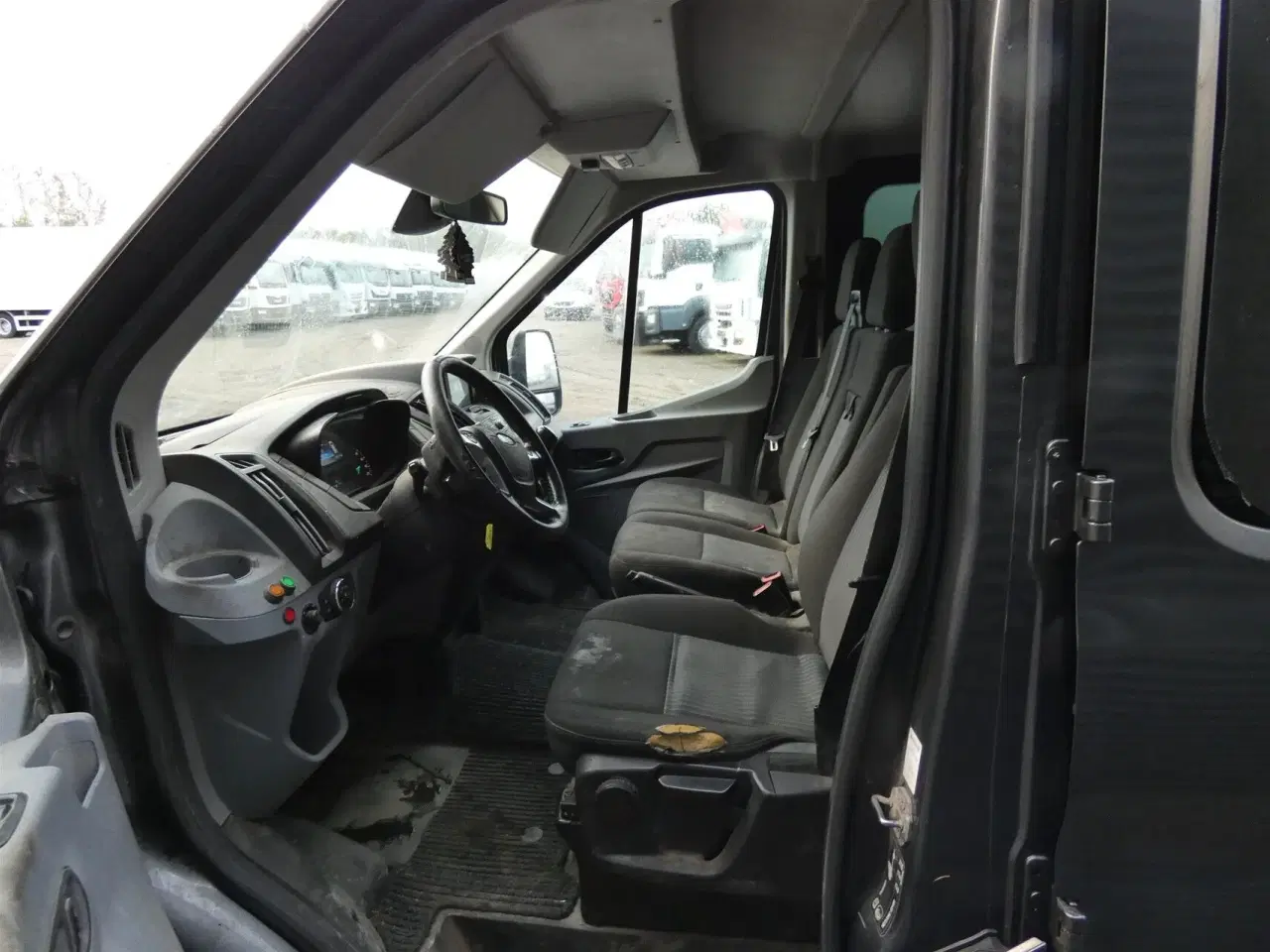 Billede 5 - Ford Transit 470 L4H1 LAD/KRAN 2,0 TDCi Trend RWD 170HK DobKab Man.