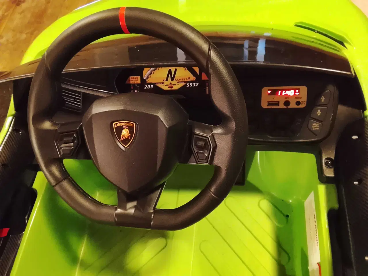 Billede 2 - Elbil til børn. Lamborghini