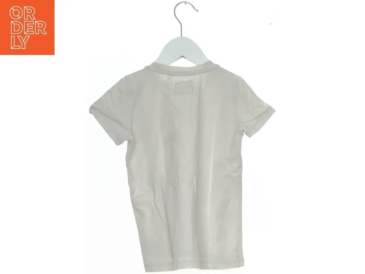 Billede 2 - T-shirt med tryk fra DR (str. 104)