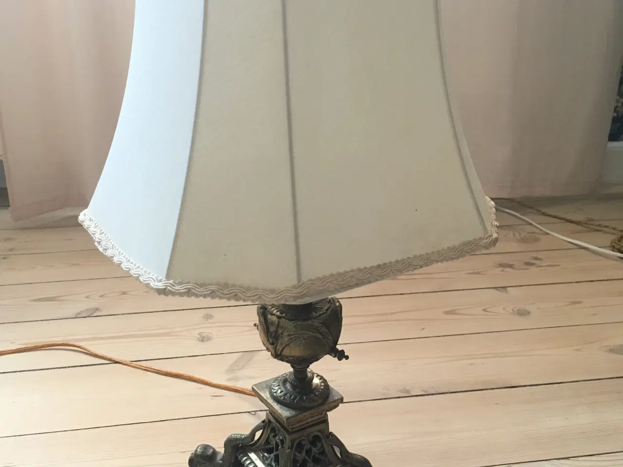 Billede 1 - Lampe