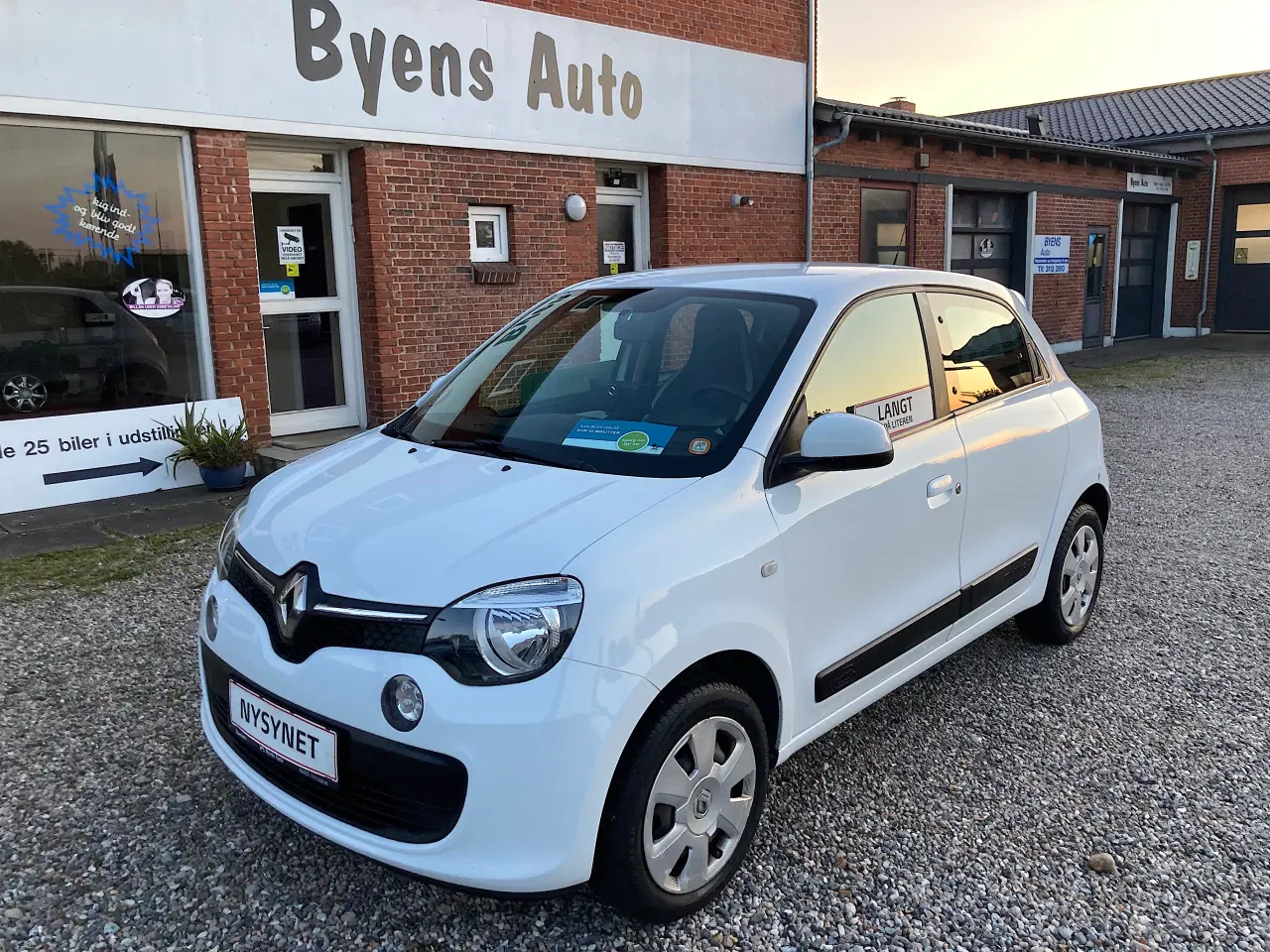 Billede 5 - Renault Twingo Kun kørt 90000km nysyn