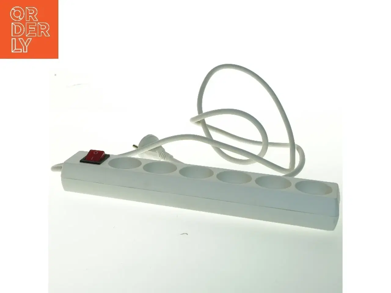 Billede 1 - Hvid stikdåse med 6 udtag og tænd/sluk-knap fra IKEA (str. 160 cm)