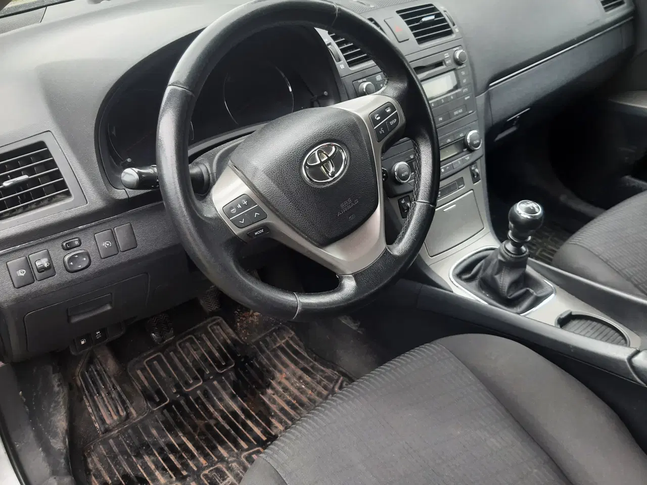 Billede 5 - Toyota avensis km 220000