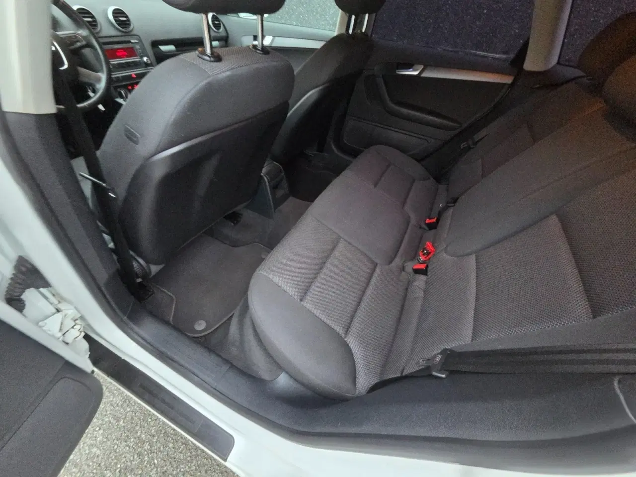 Billede 6 - Audi A3 1,6 TDi Ambiente Sportback