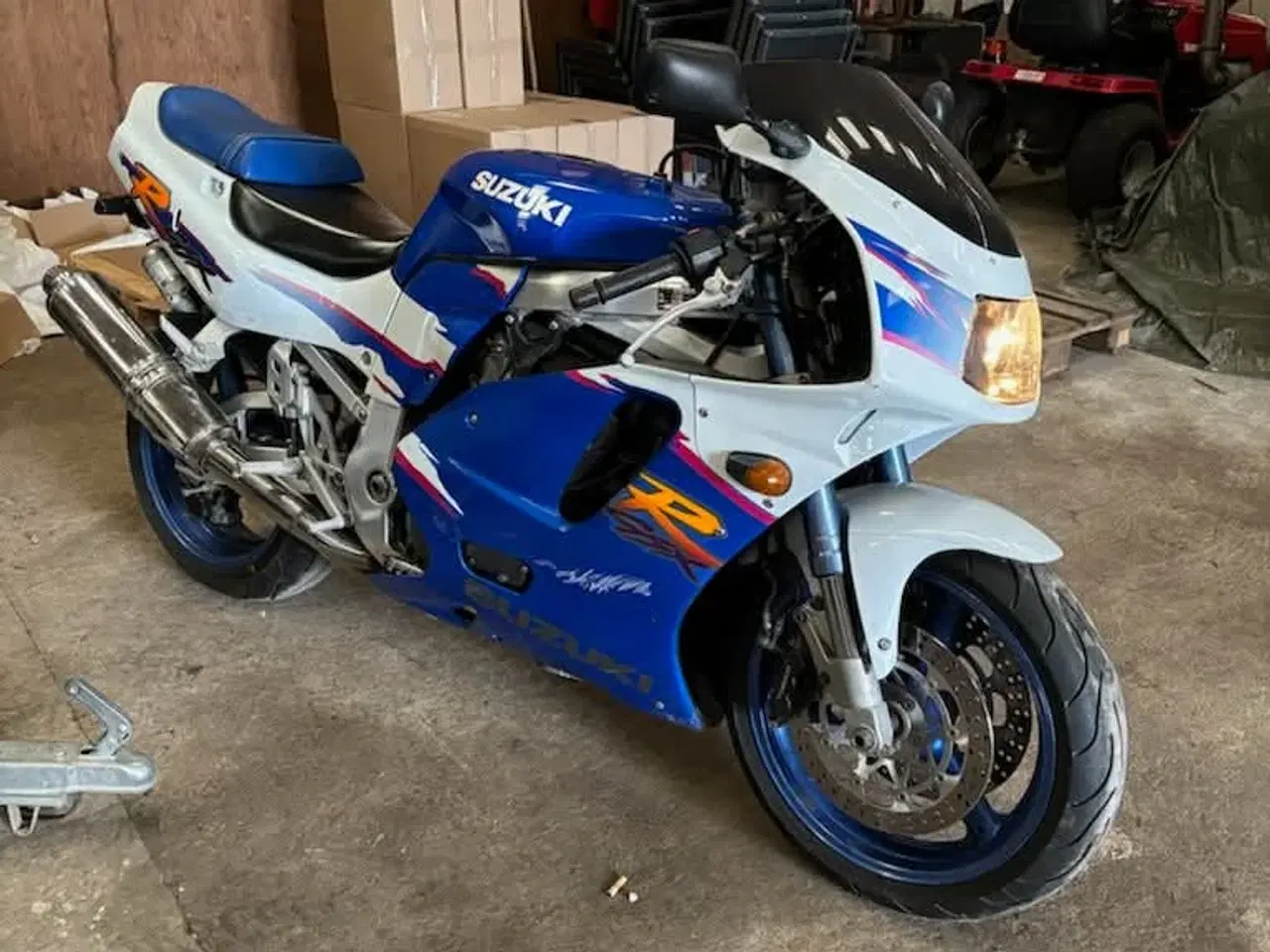 Billede 1 - Fin gsxr 750 suzuki