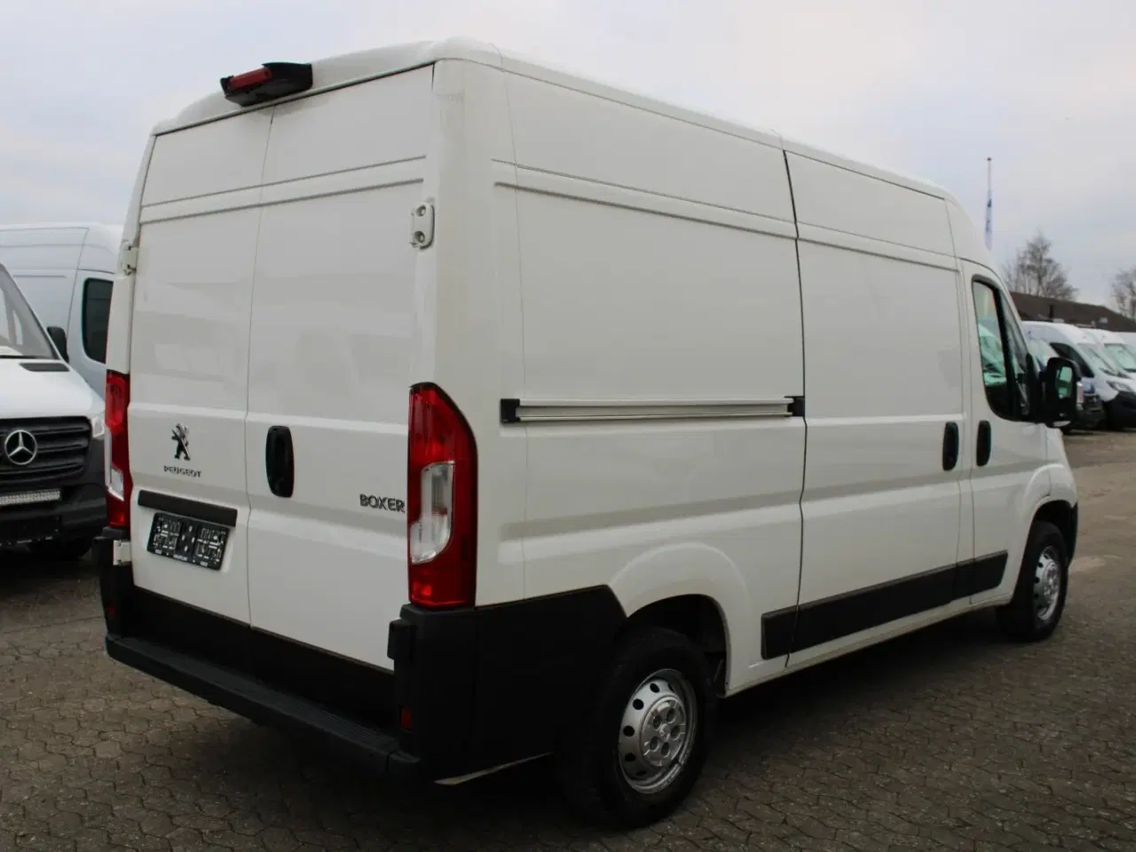 Billede 9 - Peugeot Boxer 335 2,2 BlueHDi 165 L2H2 Premium