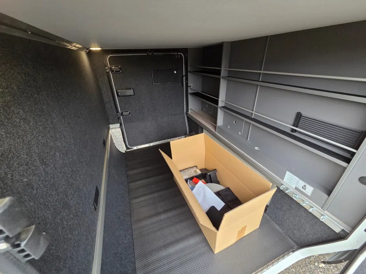 Billede 4 - Hymer B-MC I680 2,0 CDi 170 aut.