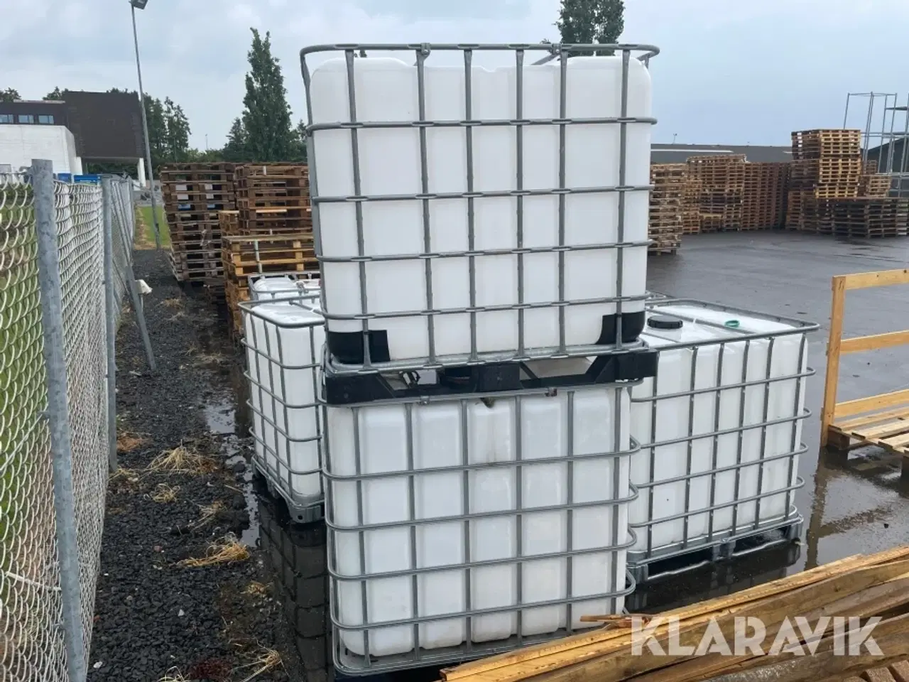 Billede 3 - Vandbeholdere 1000 Liter 6 styk
