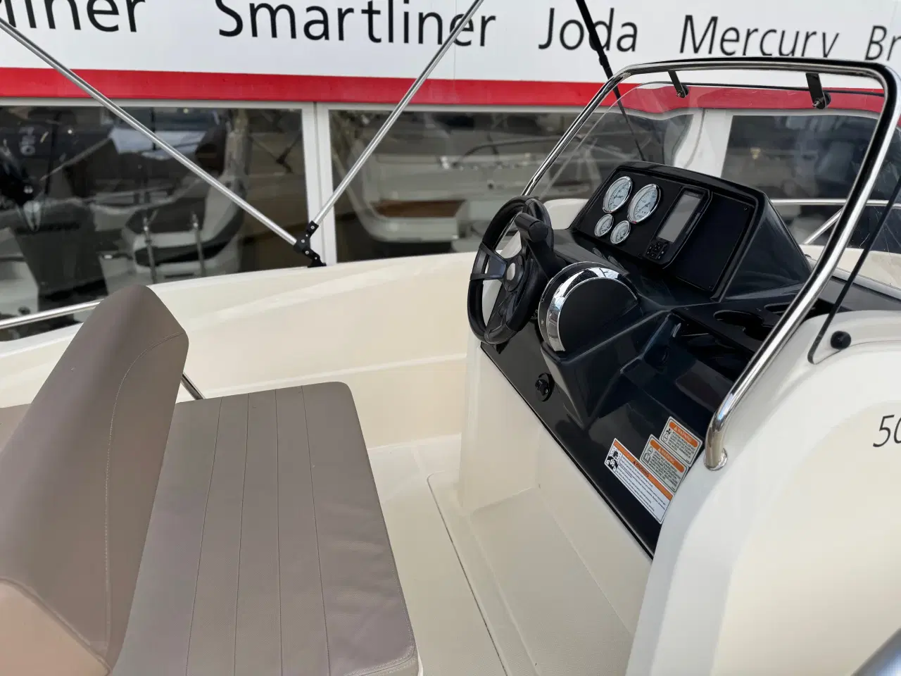 Billede 5 - Activ 505 Open med F60 Mercury-EFI 4 takt og 1000 kg Brenderup trailer.