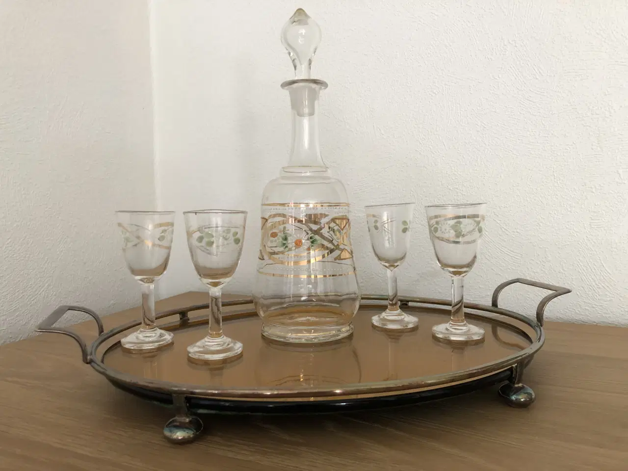 Billede 1 - Meget gl. karaffelsæt på spejlbakke