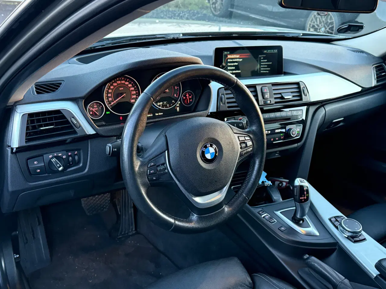 Billede 8 - BMW 318d Touring 2,0 D Steptronic 150HK Stc 8g Aut.