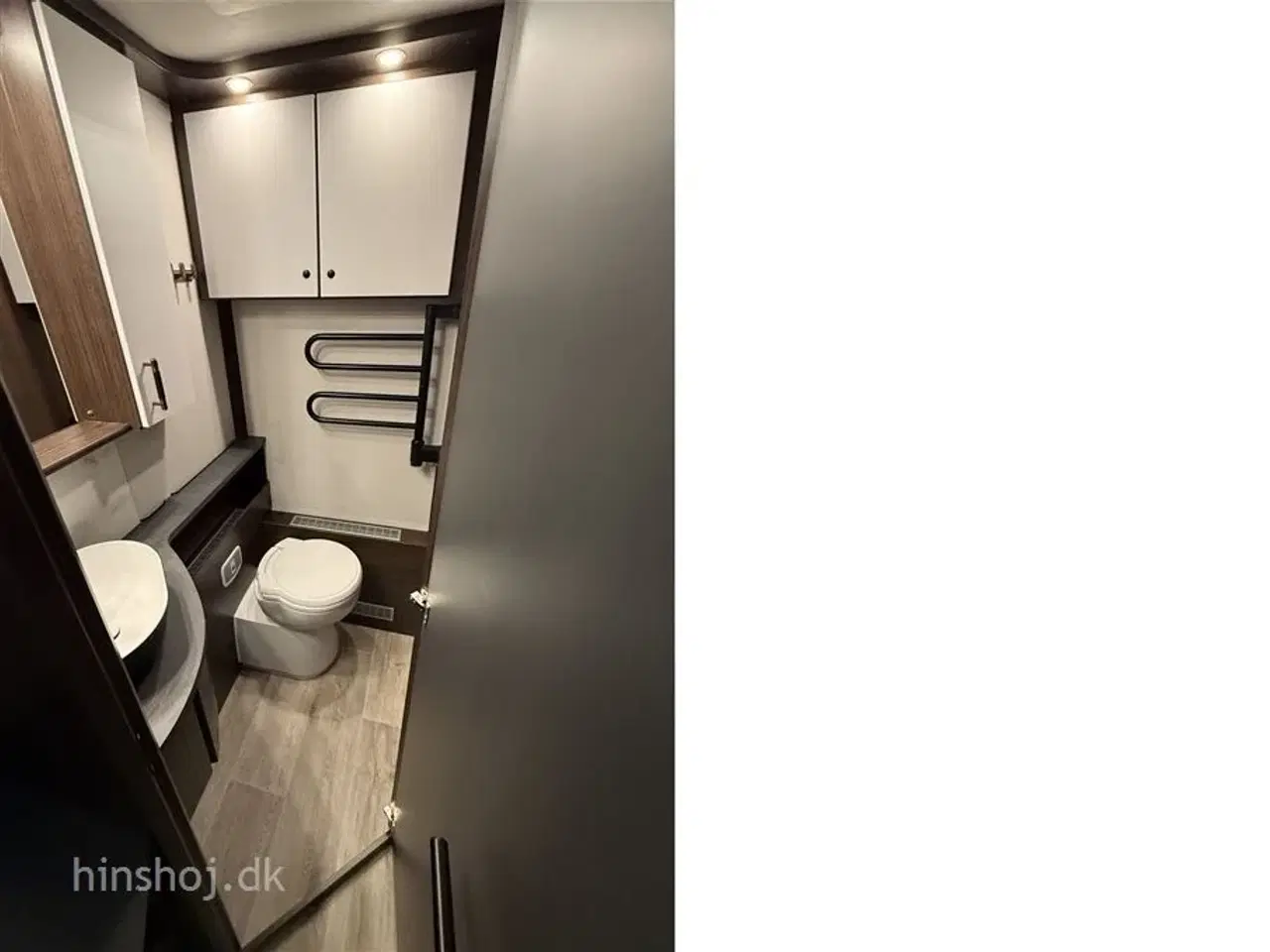 Billede 13 - 2026 - Polar Chimera 590 FWL   Polar Chimera den Eksklusive vintervogn fra Hinshøj Caravan