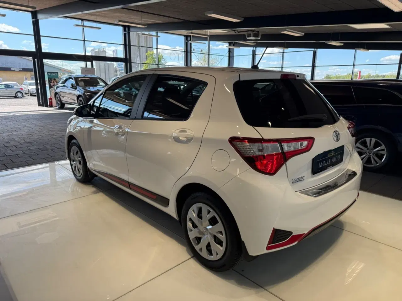 Billede 4 - Toyota Yaris 1,0 VVT-i T1