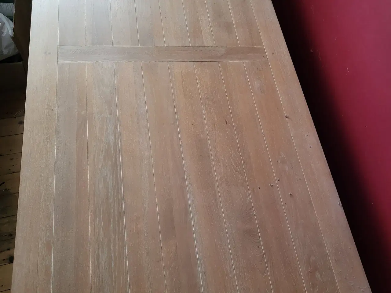 Billede 1 - Spisebord i eg / egefiner