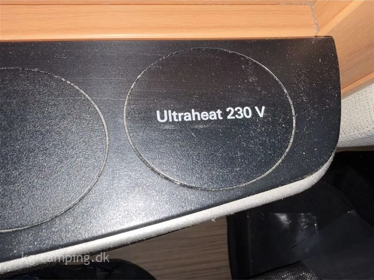 Billede 7 - 2015 - Hymer Eriba Feeling 425 Lille let rejse vogn med fortelt. Står yderst velholdt.