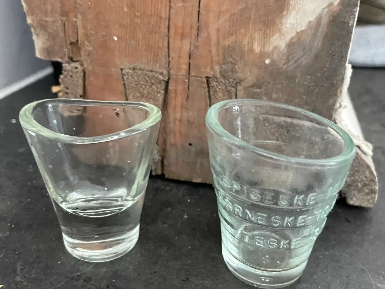 Billede 1 - Medicinglas gammelt med tekst - øjenskylleglas 