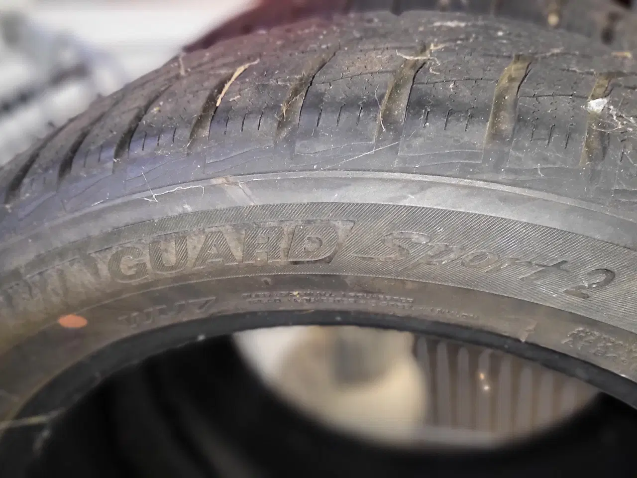 Billede 3 - VinterDæk med godt mønster 0.6 ca.