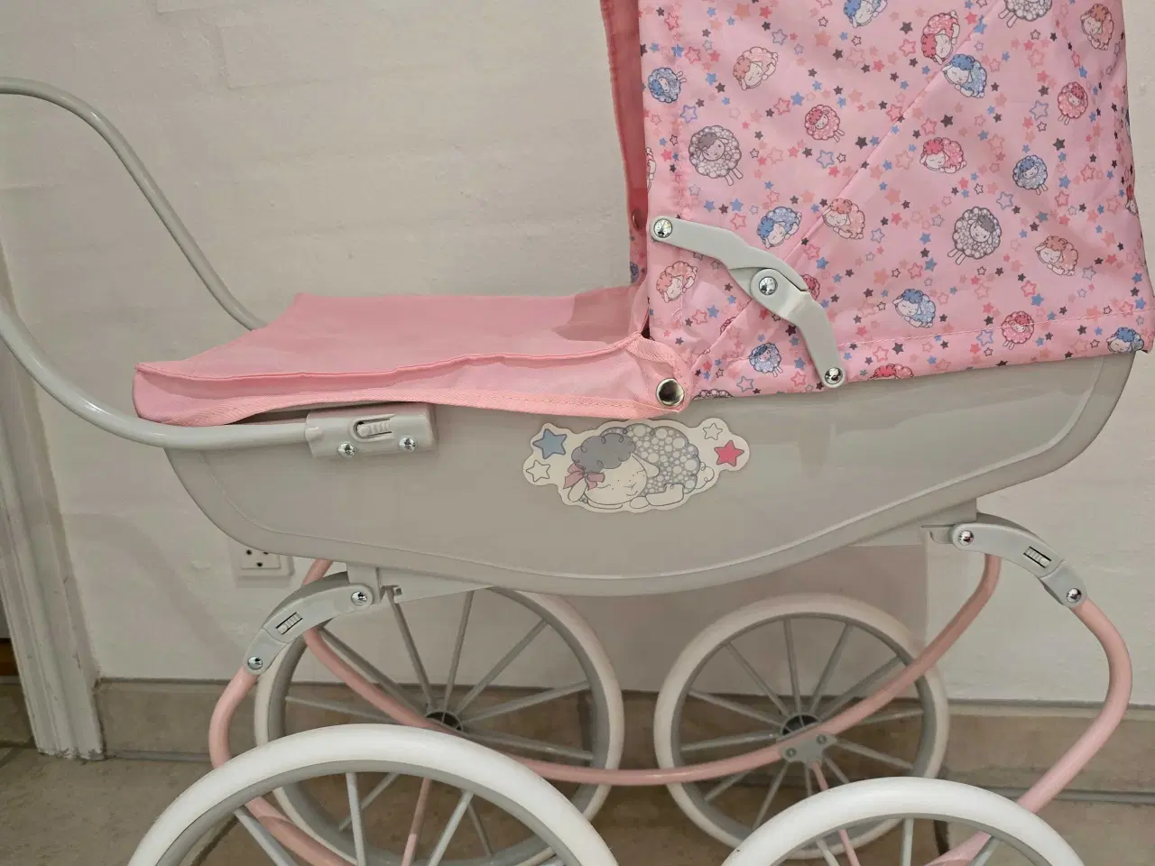 Billede 3 - Dukkevogn baby anabell