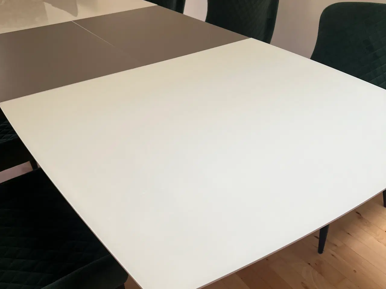 Billede 2 - Spisebord med udtræk 