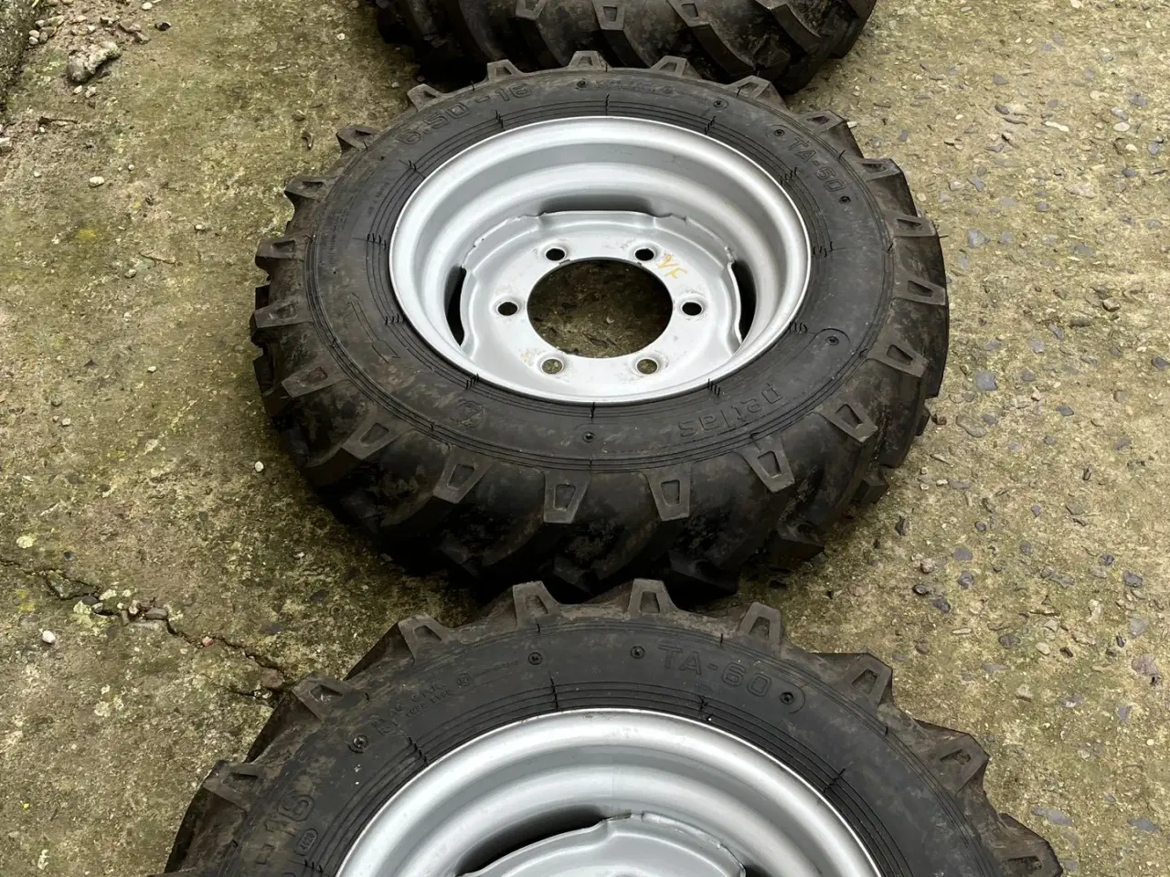 Billede 5 - Schäffer 6.50-16 4 stk. på fælge.