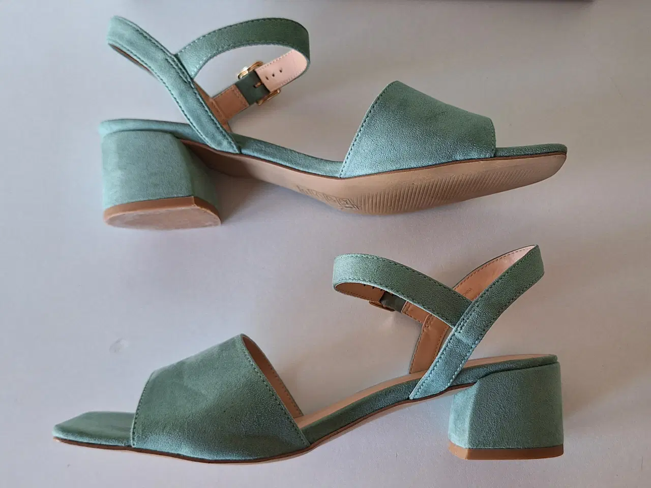 Billede 3 - Flot mintgrøn sandal fra "Even&ODD" sælges.