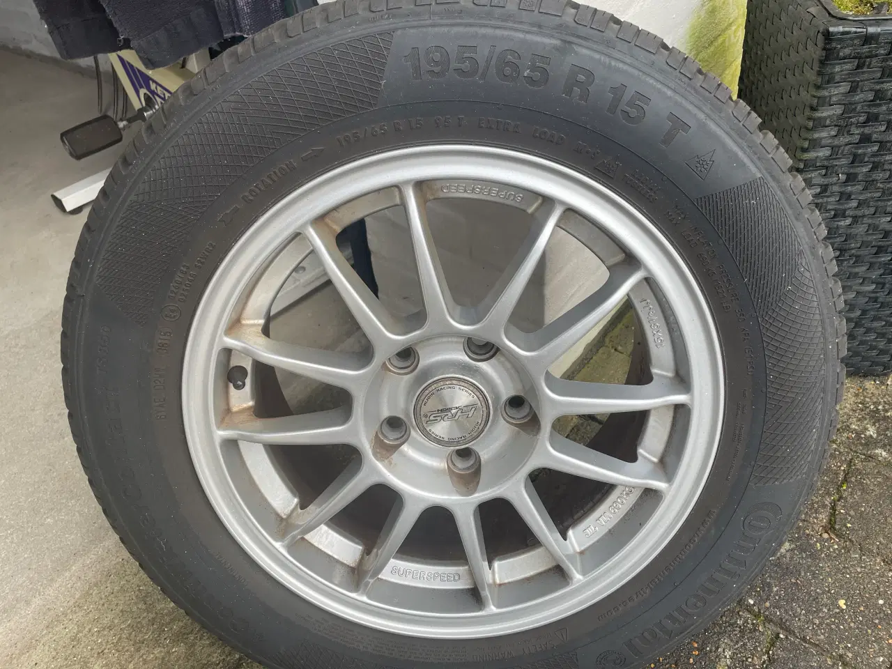 Billede 1 - Brugte vinterdæk på hjul