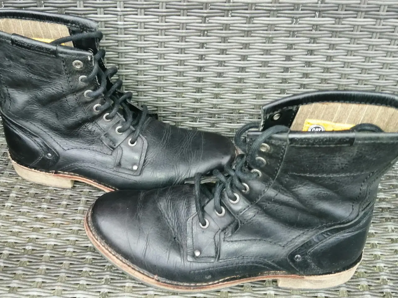 Billede 1 - CATERPILLAR STØVLETTER, STR. 43/UK 9, I FLOT STAND