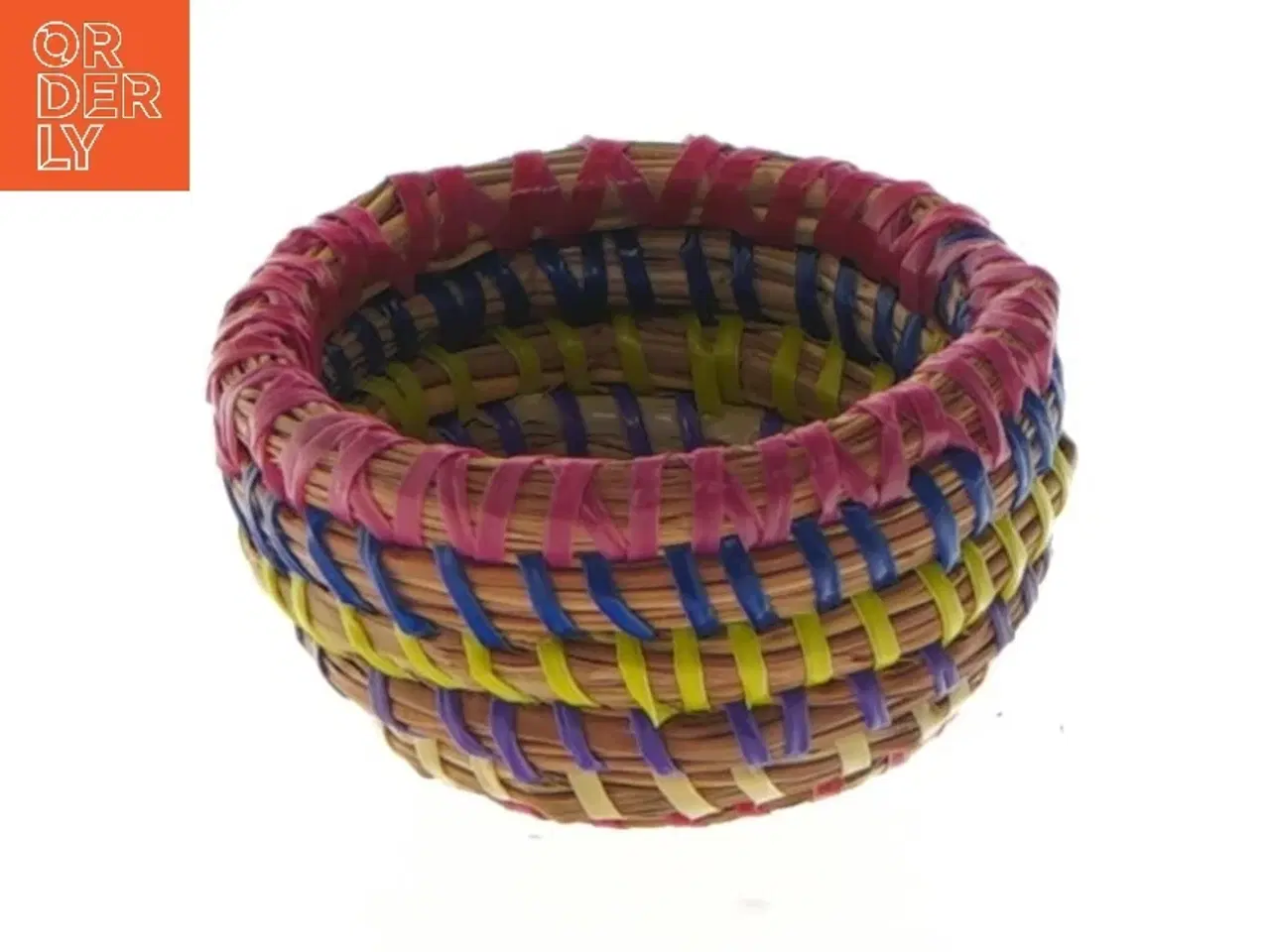 Billede 5 - Lille flettet kurv med låg (str. 7x8 cm)