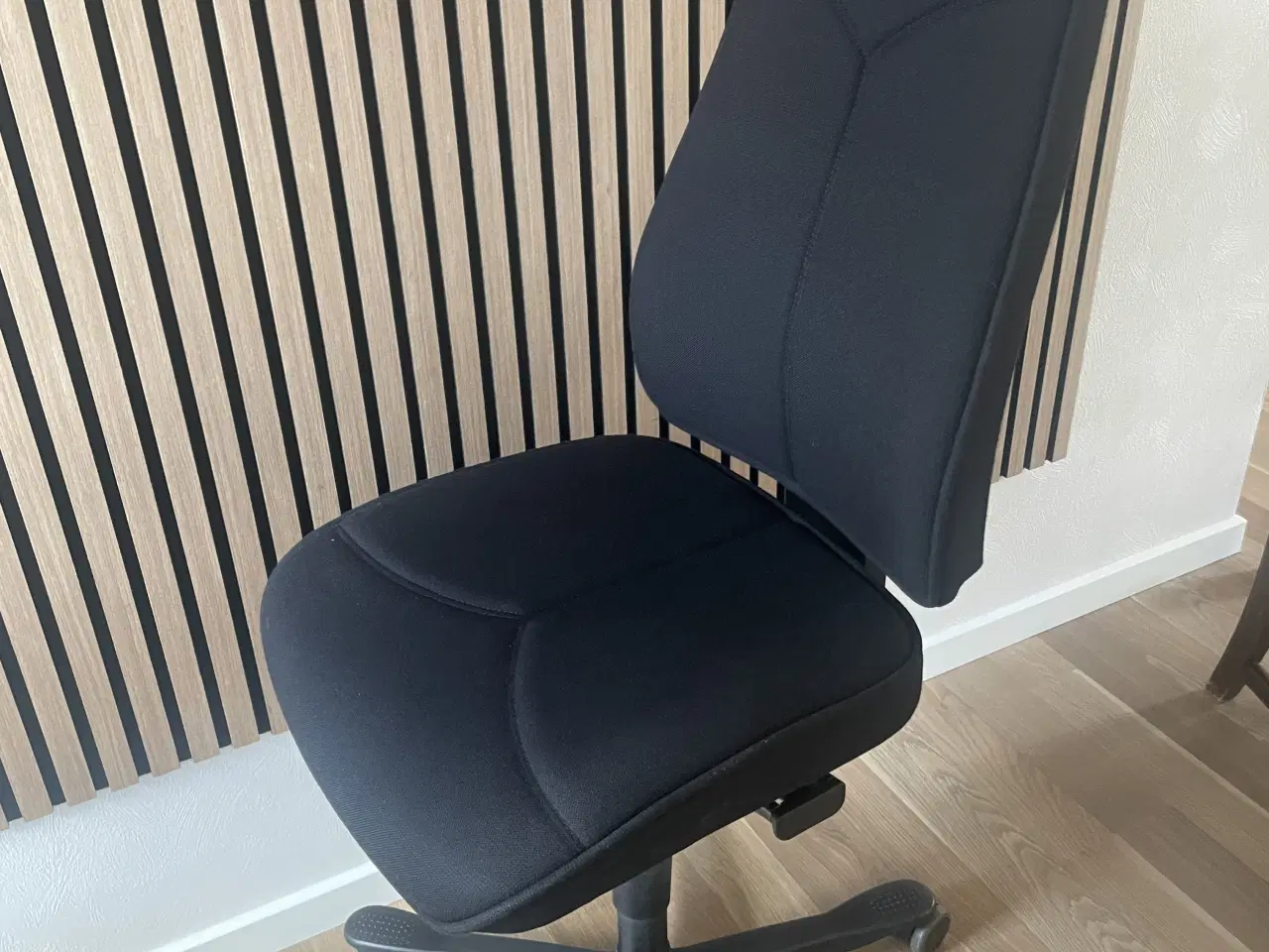 Billede 2 - Kinnarps 6240