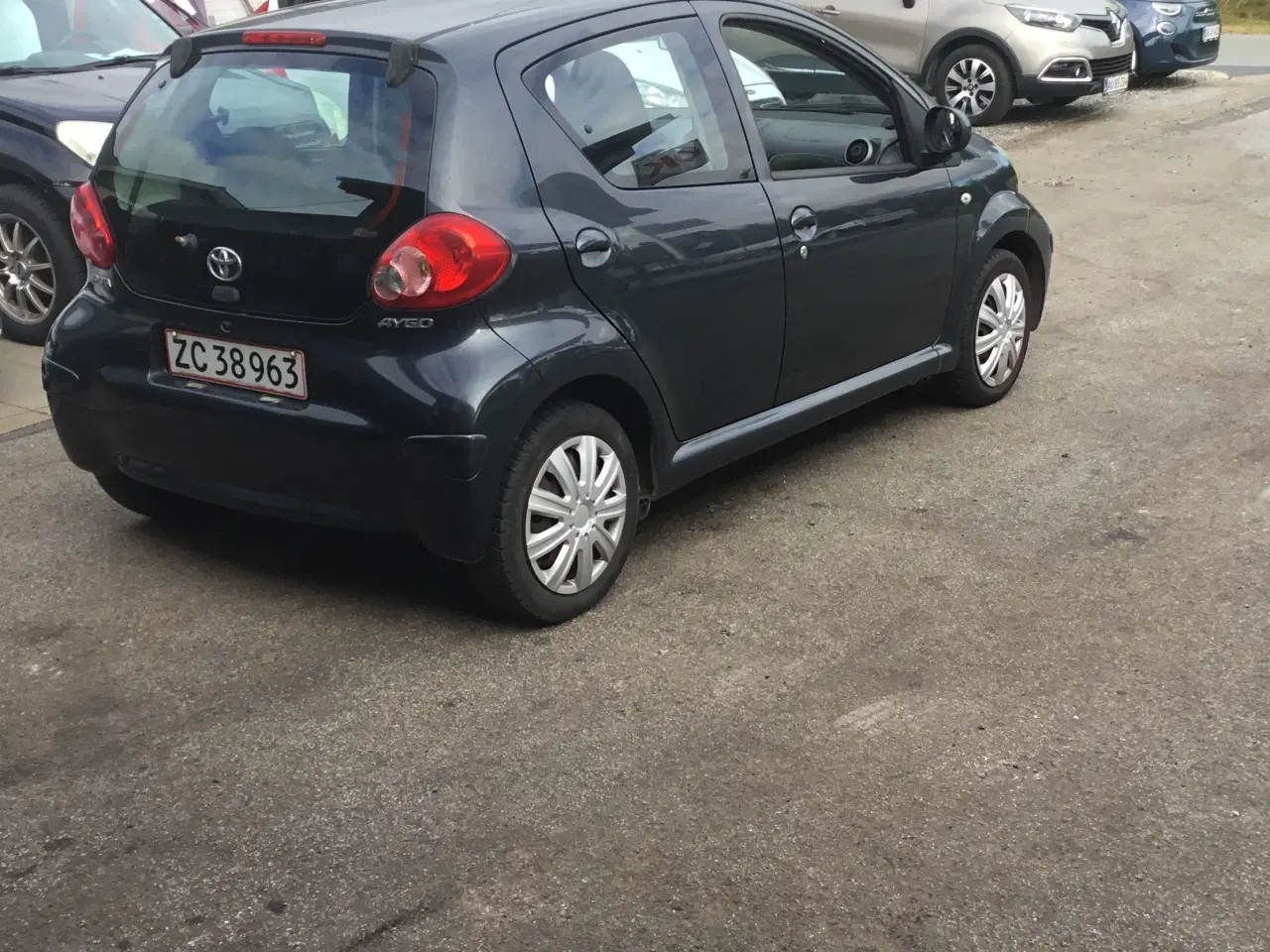 Billede 3 - Toyota aygo 1.0 5 døre holder syn 2/2026 