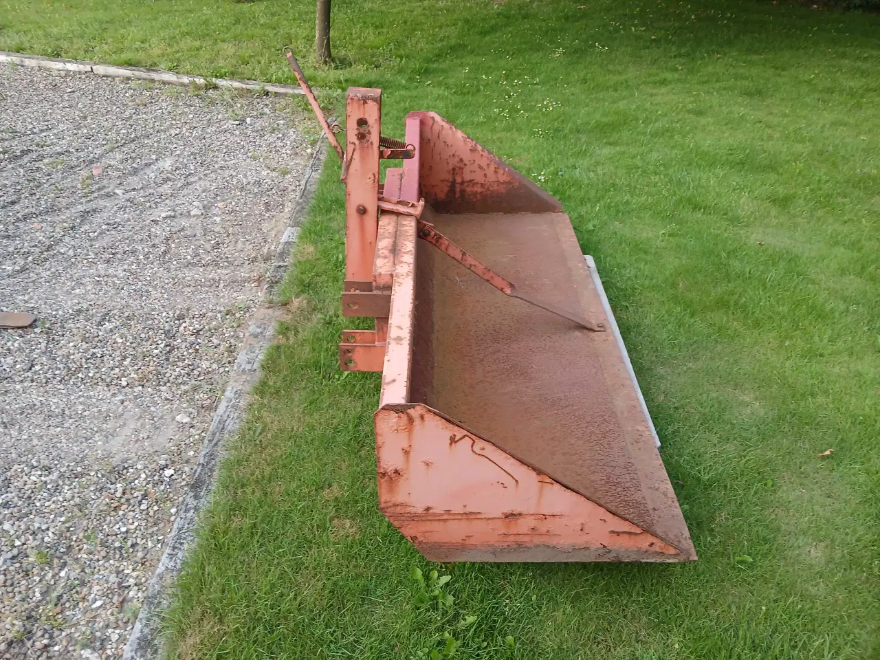 Billede 4 - Bagtipskovl til traktor