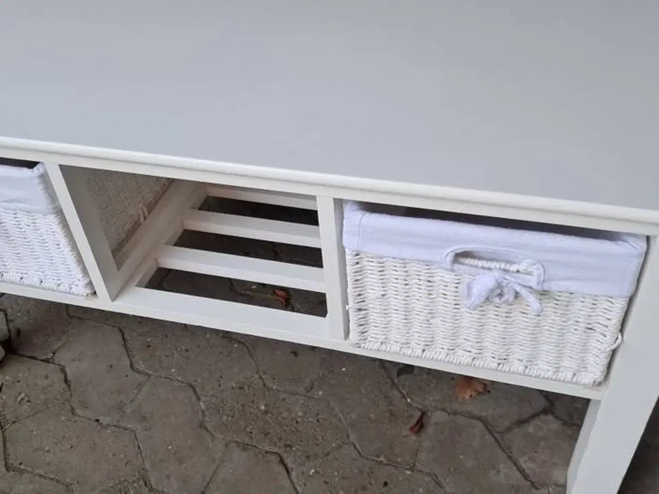 Billede 4 - FINT SOFA m. 4 kurve til opbevaring