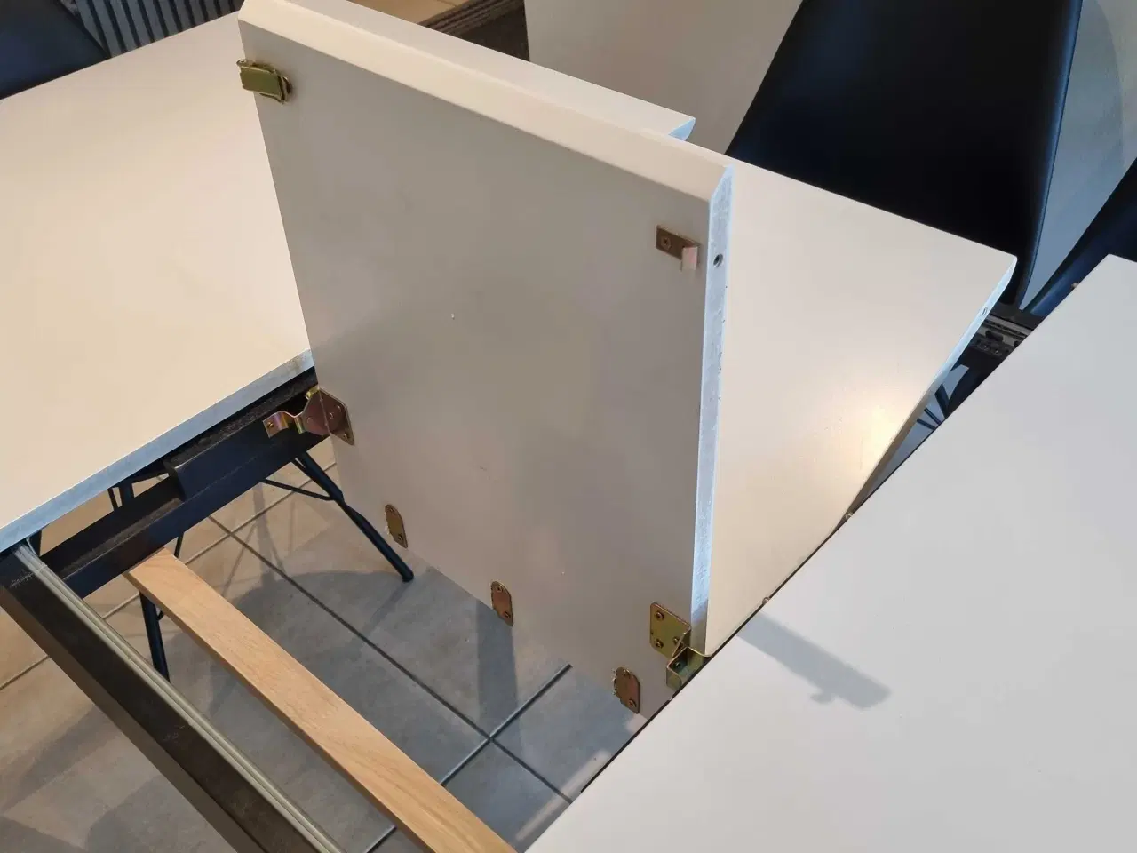 Billede 4 - Spisebord 