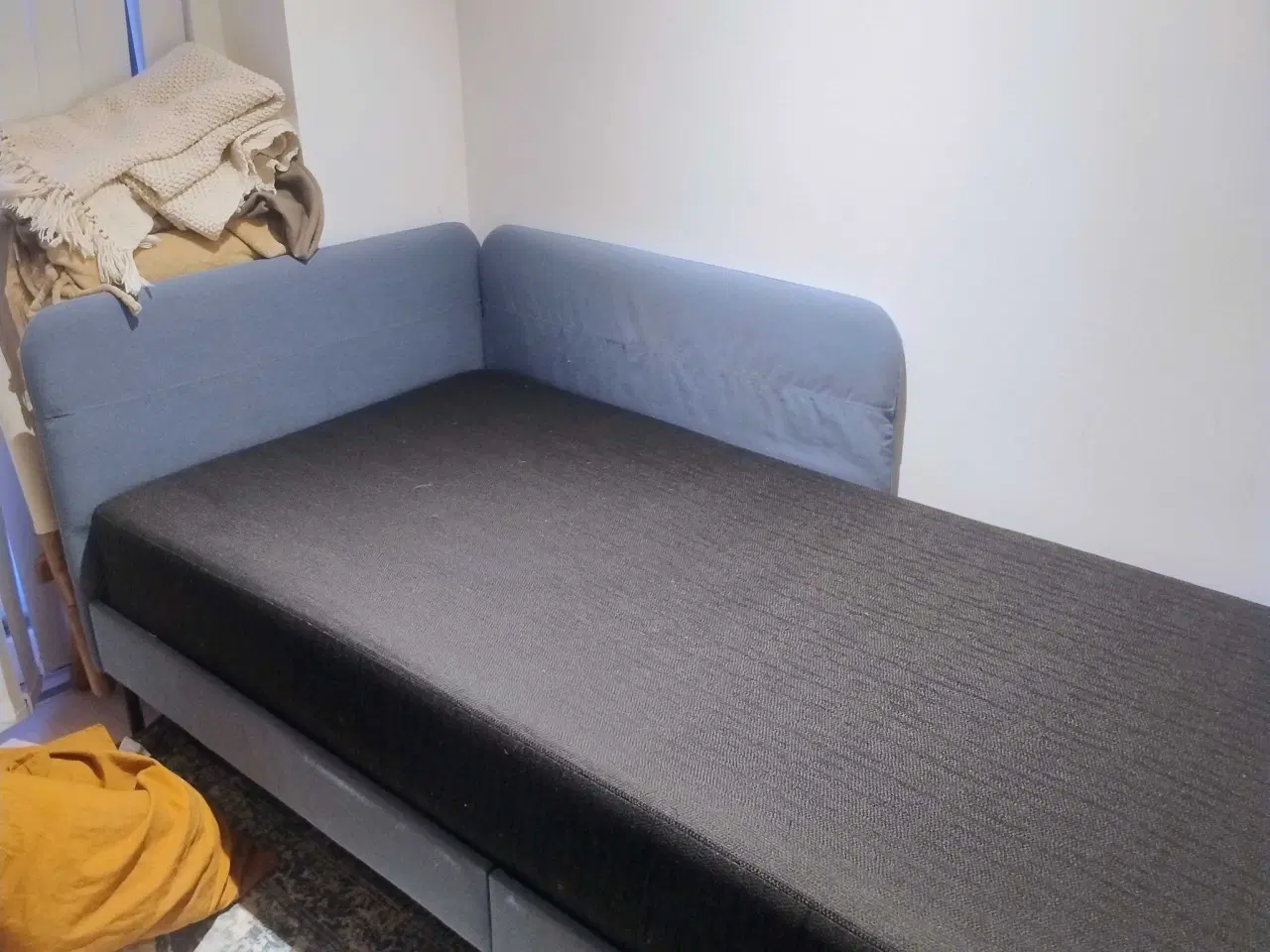 Billede 4 - IKEA seng med ekstra madras