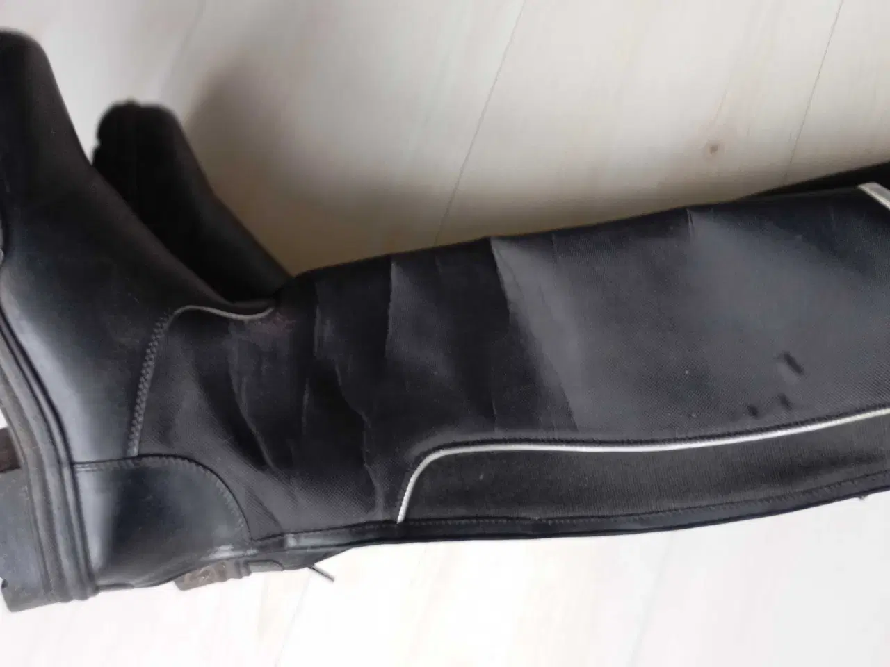 Billede 4 - EQUSANA Collection lange ridestøvler. Str 41