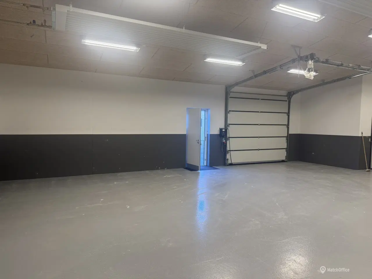 Billede 2 - Værksted/lager med kontor