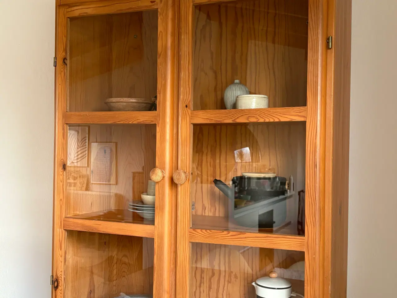 Billede 1 - Væghængt vitrineskab 🌸