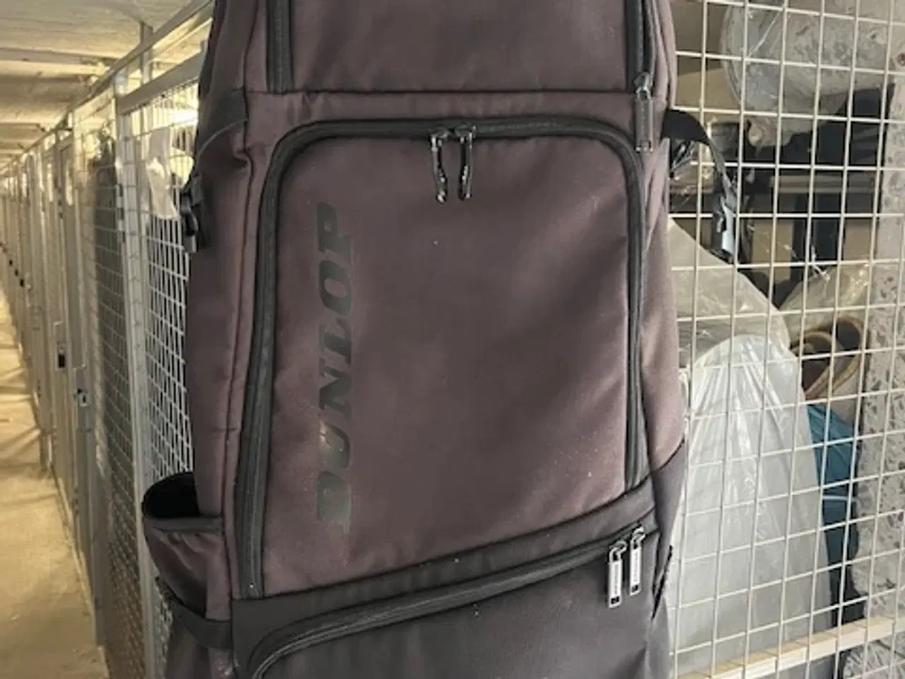 Billede 3 - Tennistaske Dunlop / smart design