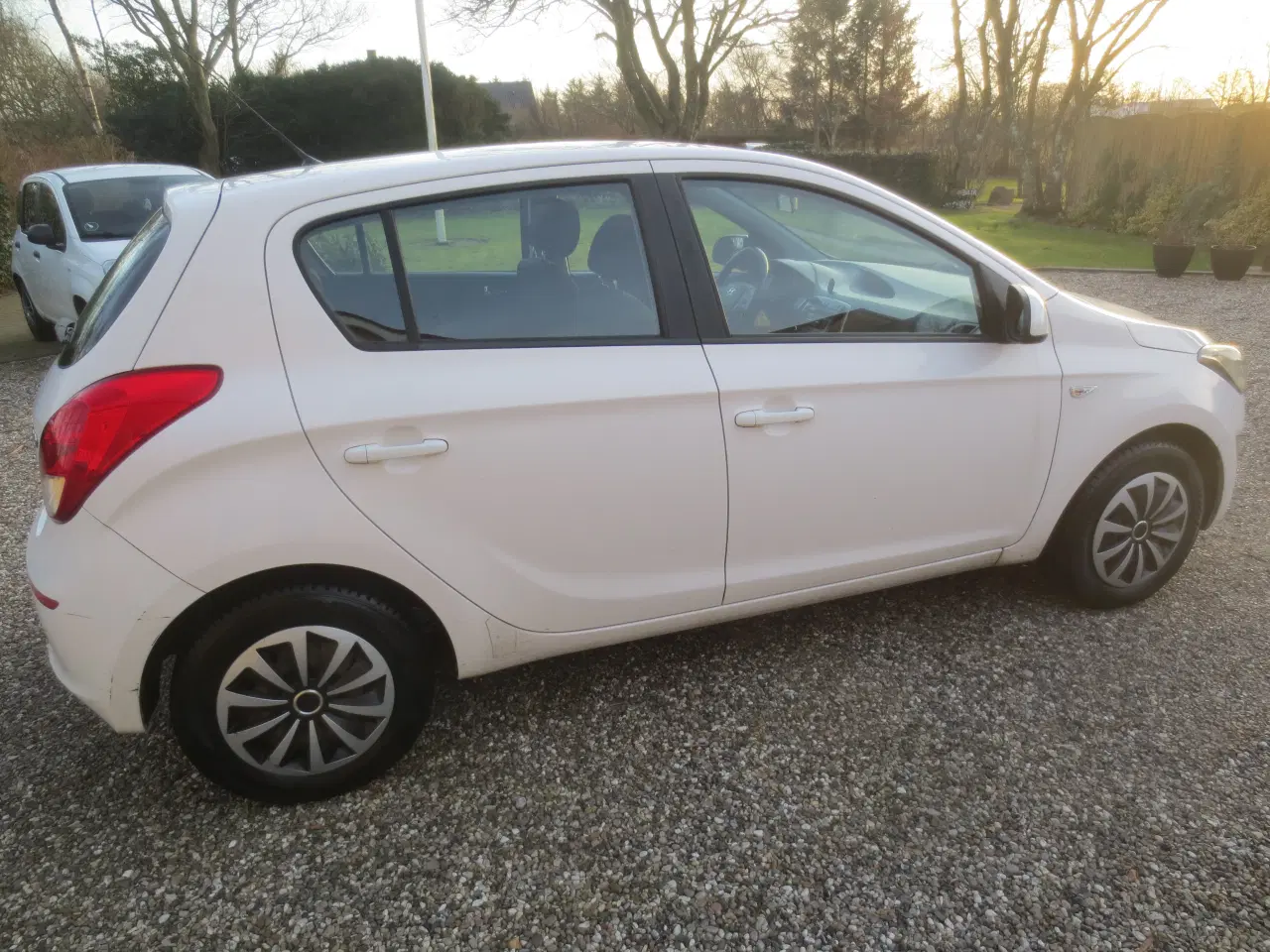 Billede 11 - Hyundai i 20 Årg 2013 Ny model Synet. 