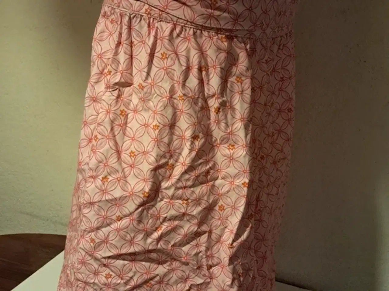 Billede 5 - Only str. 38 nederdel