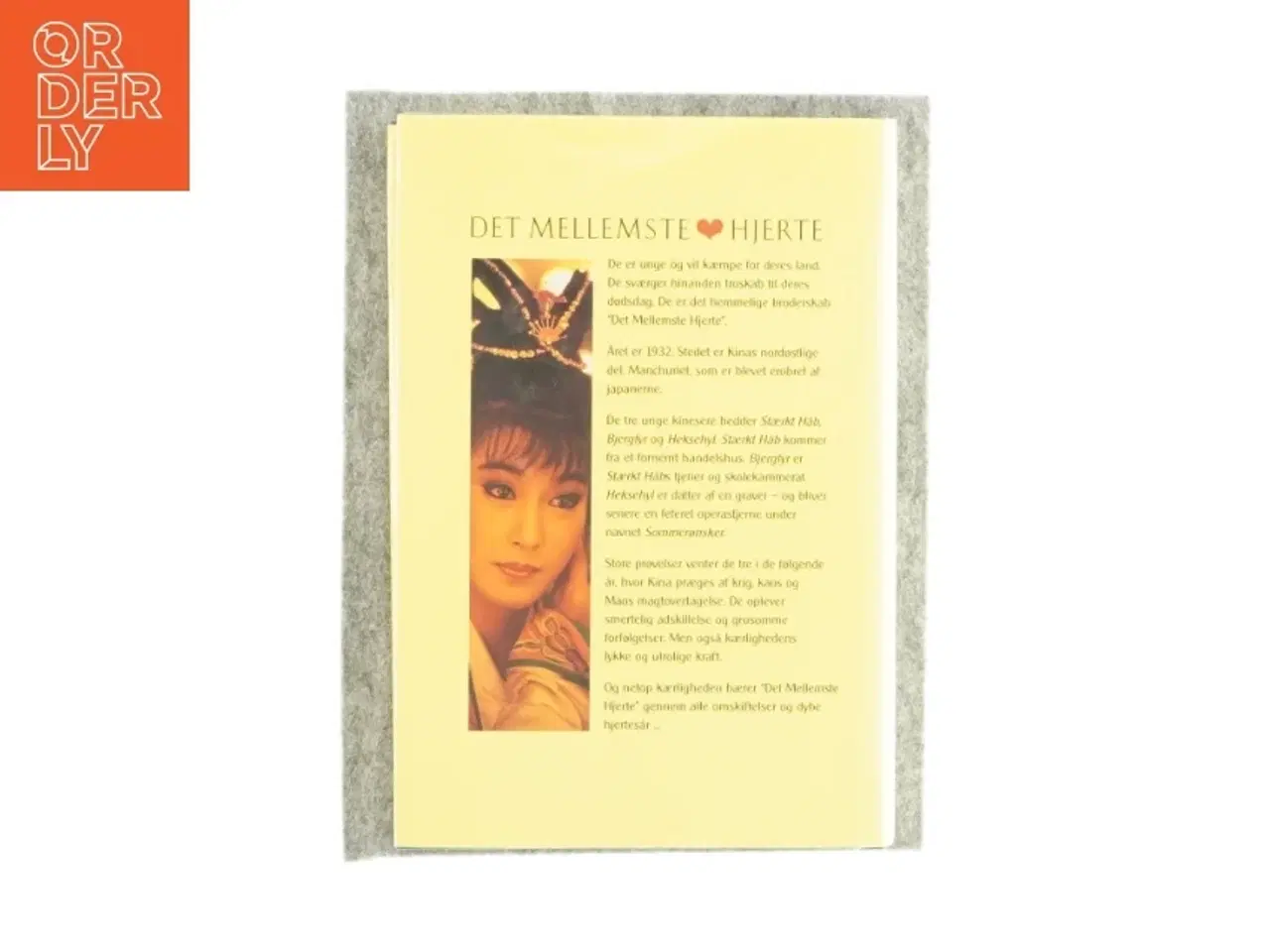 Billede 2 - Det mellemste hjerte af Bette Bao Lord (Bog)