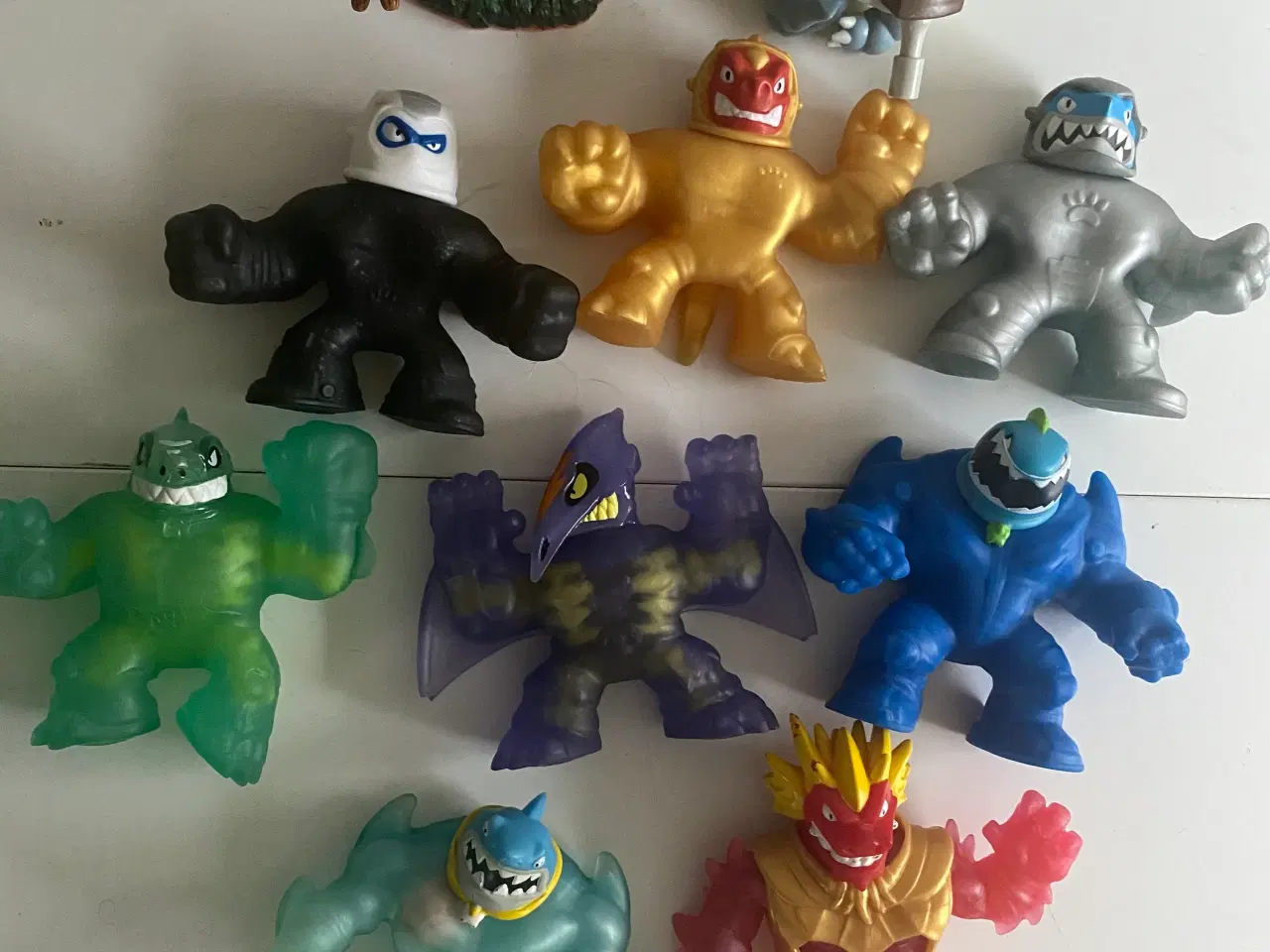 Billede 1 - Monster stretch figurer