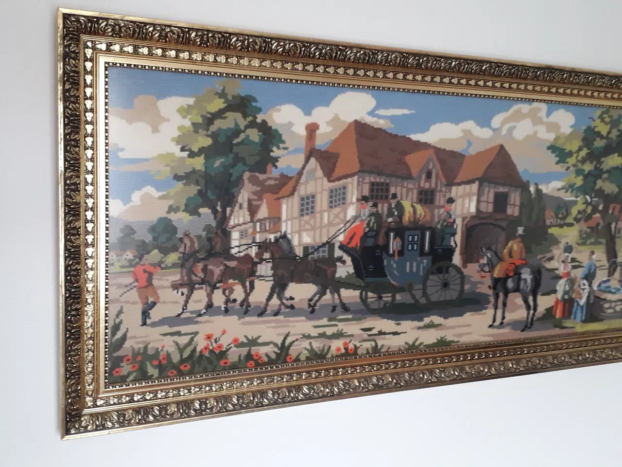 Billede 1 - Stramaj billede med guld ramme.