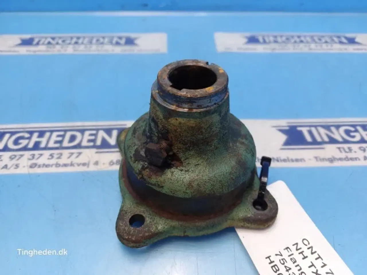 Billede 11 - New Holland TX68 Flange 754353