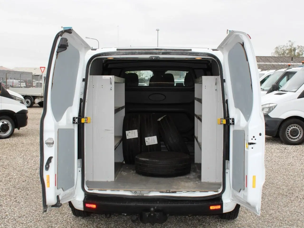Billede 10 - Ford Transit Custom 320L 2,0 TDCi 130 Mandskabsvogn