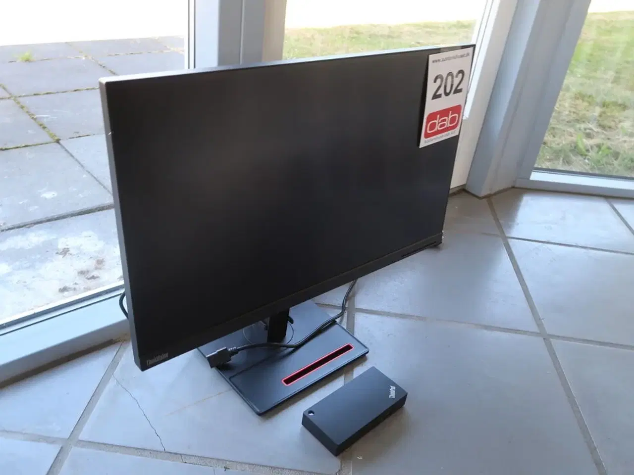 Billede 4 - Lenovo ThinkVision T27h-2L 27" QHD-skærm + dockingstation