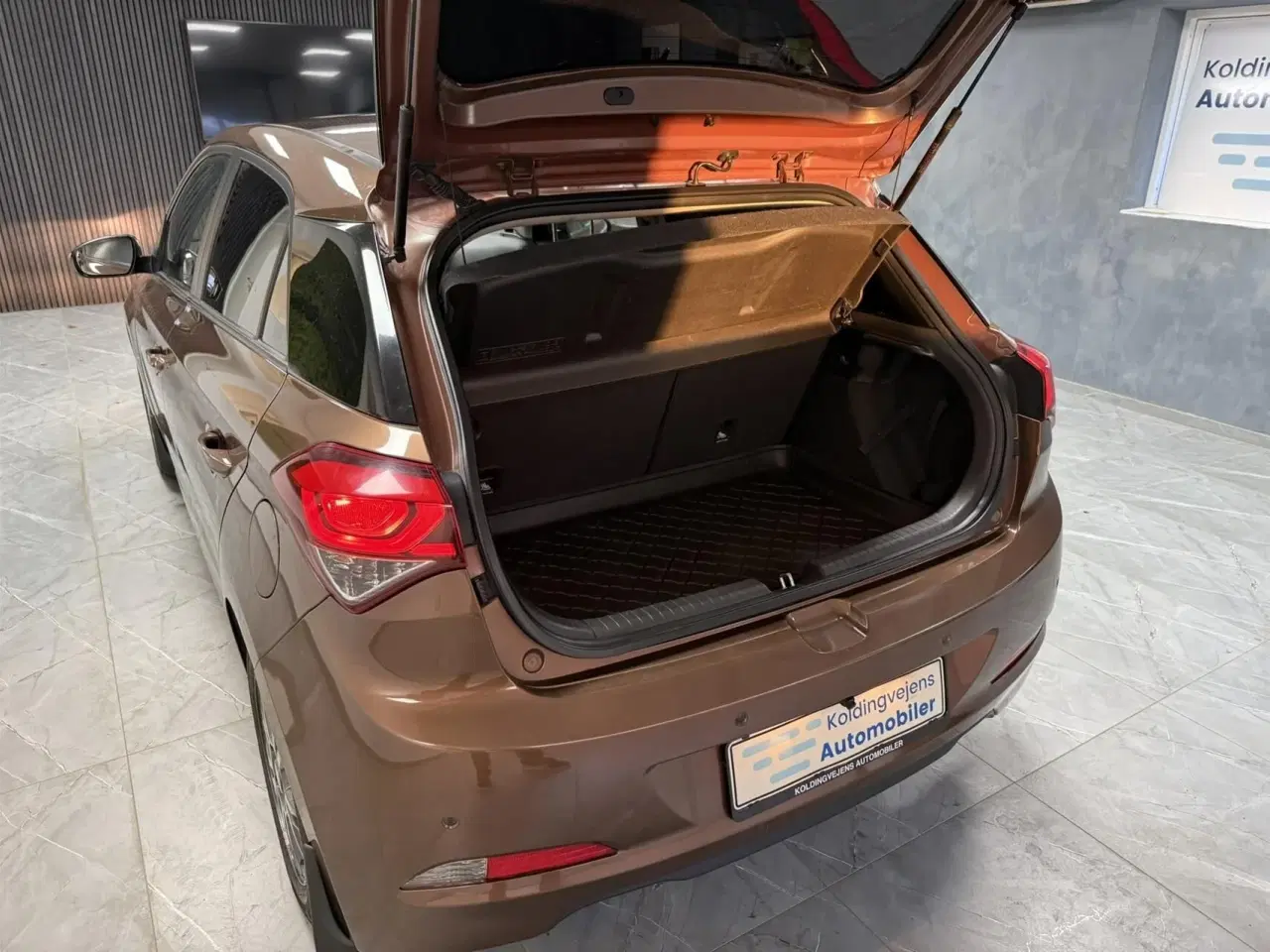 Billede 5 - Hyundai i20 1,25 Trend 84HK 5d